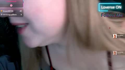 tori_blond online show from December 2025 07:37:01 AM