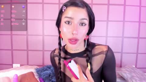 Snapshot of torimonroe_ chatting on January 2026 10:25:01 PM Tori online show from January 2026 10:25:01 PM