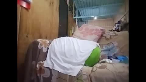 Snapshot of torito10 chatting on April 2026 01:56:01 AM tony hot online show from April 2026 01:56:01 AM