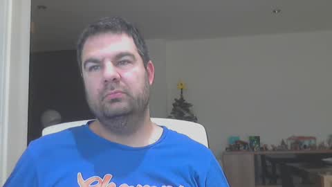 Snapshot of tork83 chatting on December 2024 06:09:02 AM Tork 83 online show from December 2024 06:09:02 AM