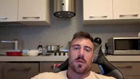 toro_arrapato online show from November 2025 03:01:02 PM