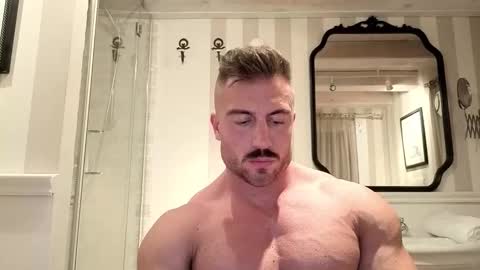 toro_arrapato online show from November 2025 11:38:02 PM