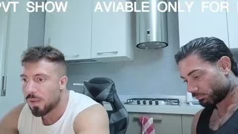 Snapshot of toro_arrapato chatting on July 2026 10:43:02 AM toro_arrapato online show from July 2026 10:43:02 AM