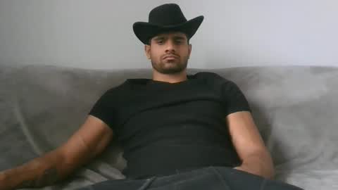 Snapshot of toronto029 chatting on November 2025 04:41:02 PM hassanfunn at g m ail only local and clean no males online show from November 2025 04:41:02 PM