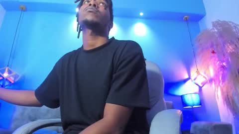 Torybigdick online show from November 2025 08:03:01 PM