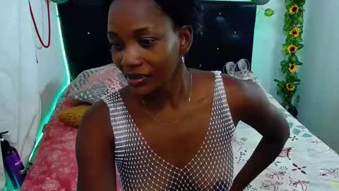 Snapshot of tory_montannaxx chatting on January 2025 12:05:02 PM tory_montannaxx online show from January 2025 12:05:02 PM