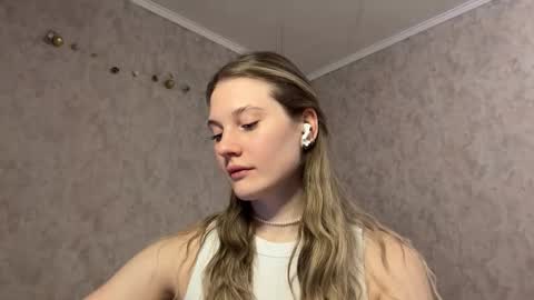 Snapshot of torydesmarias chatting on January 2026 11:12:01 AM Anita online show from January 2026 11:12:01 AM