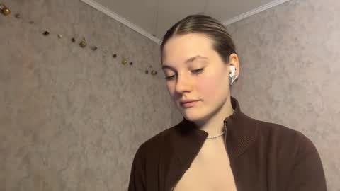 Snapshot of torydesmarias chatting on January 2026 12:18:01 PM Anita online show from January 2026 12:18:01 PM