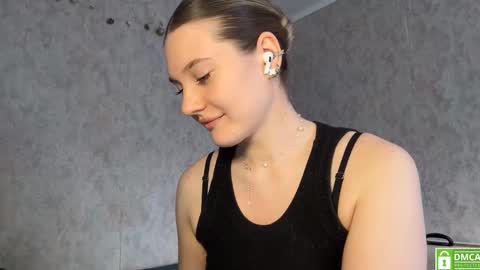 Snapshot of torydesmarias chatting on February 2026 12:15:01 PM Anita online show from February 2026 12:15:01 PM