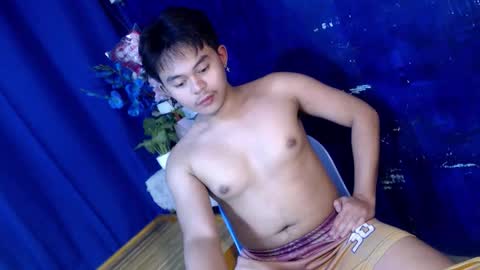 Snapshot of toshirokunn chatting on December 2025 06:37:02 PM Toshiro online show from December 2025 06:37:02 PM