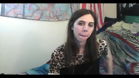 Snapshot of totalfuckingadorable chatting on September 2025 03:08:01 AM Luna online show from September 2025 03:08:01 AM