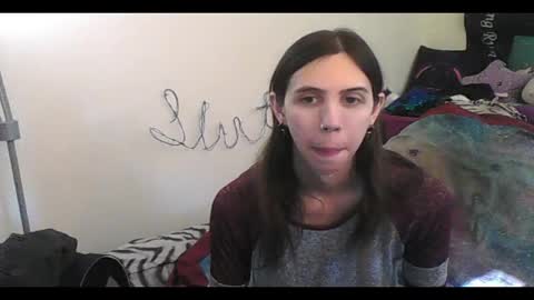 Snapshot of totalfuckingadorable chatting on October 2025 08:39:02 PM Luna online show from October 2025 08:39:02 PM