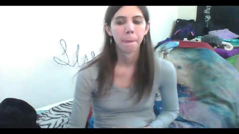 Snapshot of totalfuckingadorable chatting on October 2025 06:06:02 AM Luna online show from October 2025 06:06:02 AM