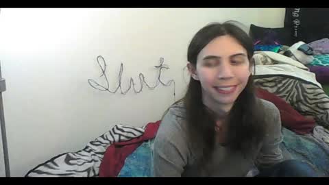 Snapshot of totalfuckingadorable chatting on November 2025 02:25:01 AM Luna online show from November 2025 02:25:01 AM