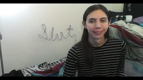 Snapshot of totalfuckingadorable chatting on November 2025 10:02:01 PM Luna online show from November 2025 10:02:01 PM