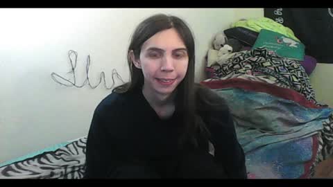 Snapshot of totalfuckingadorable chatting on April 2026 12:00:02 AM Luna online show from April 2026 12:00:02 AM