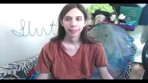Luna online show from April 2026 09:50:02 PM