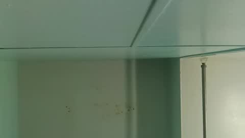 totallyawesome_65 online show from October 2025 02:15:01 PM