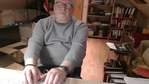 Snapshot of toto758 chatting on February 2026 09:30:02 PM toto758 online show from February 2026 09:30:02 PM