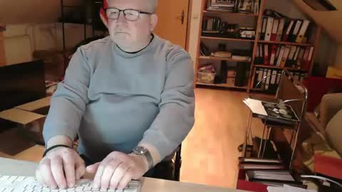 Snapshot of toto758 chatting on March 2026 08:55:01 PM toto758 online show from March 2026 08:55:01 PM