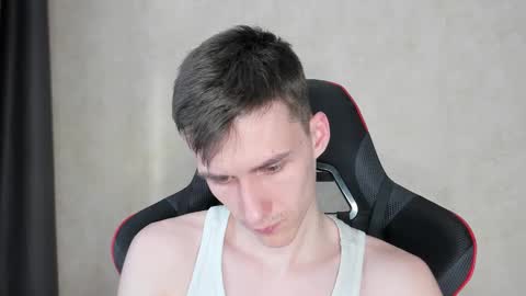 Snapshot of touch_me8 chatting on March 2025 09:14:02 AM Arti online show from March 2025 09:14:02 AM