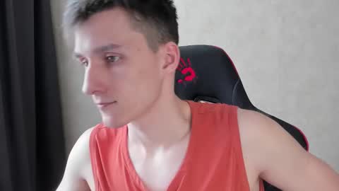 Snapshot of touch_me8 chatting on March 2025 07:04:02 AM Arti online show from March 2025 07:04:02 AM