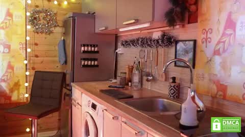 Snapshot of touch_of_eros chatting on February 2025 05:48:02 AM Paul online show from February 2025 05:48:02 AM