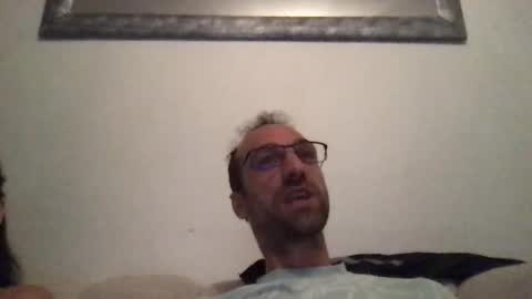 Snapshot of tounu38 chatting on April 2026 08:11:02 PM tounu38 online show from April 2026 08:11:02 PM