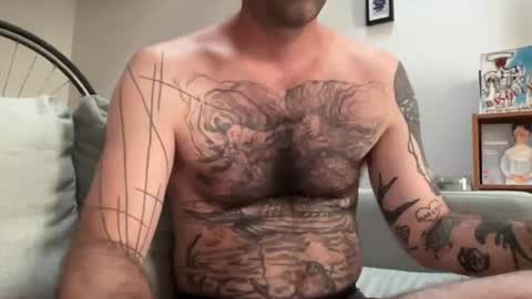 toutsexy online show from June 2026 05:04:01 PM