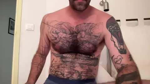 toutsexy online show from June 2026 10:20:01 AM