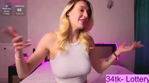 ToxicDollKiss online show from June 2026 09:39:02 PM