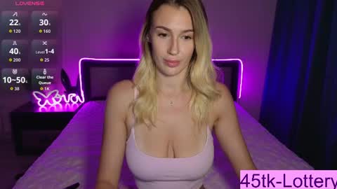 ToxicDollKiss online show from July 2026 08:55:02 PM