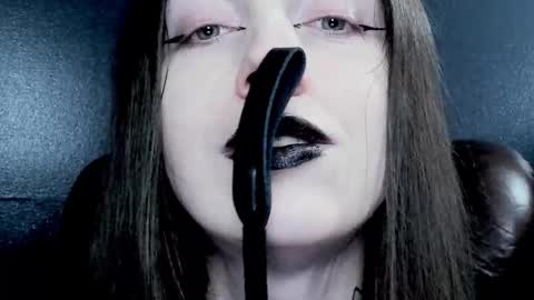 Snapshot of toxicdomme chatting on December 2025 07:32:01 PM toxicdomme online show from December 2025 07:32:01 PM