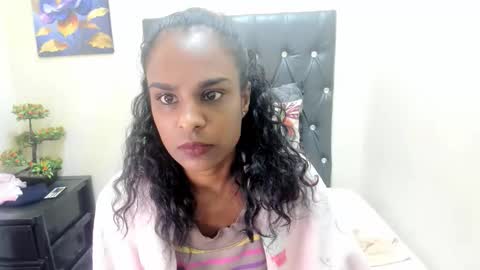 Snapshot of toxicfantasy4u chatting on September 2025 12:23:02 AM toxicfantasy4u online show from September 2025 12:23:02 AM