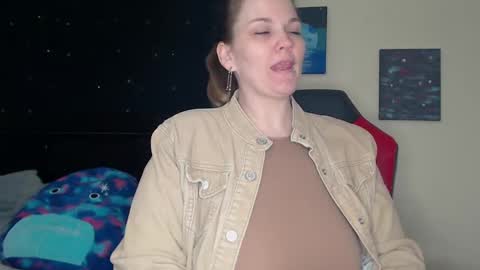 Lilly Miss Mistress Goddess Maam Queen Boss online show from January 2025 08:18:02 AM