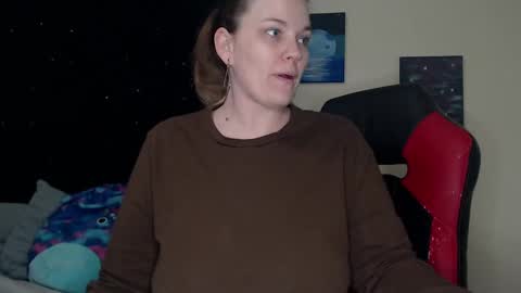 Lilly Miss Mistress Goddess Maam Queen Boss online show from January 2025 09:24:01 AM