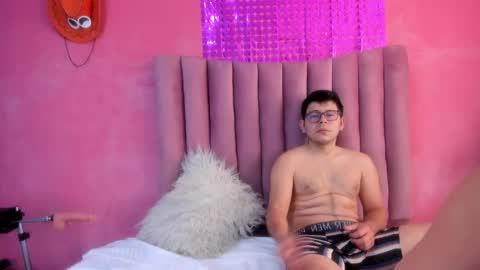 Snapshot of toxiclove01 chatting on September 2025 06:13:02 PM toxiclove01 online show from September 2025 06:13:02 PM