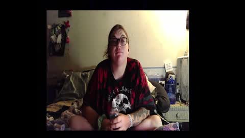 Toxiclove1311 online show from September 2025 12:05:01 AM