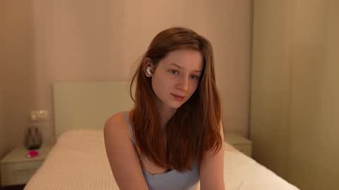 Bella online show from September 2025 06:00:01 PM