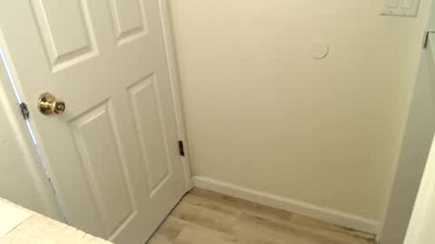 Snapshot of toy_gunn chatting on February 2025 07:31:02 PM Toy Gunn online show from February 2025 07:31:02 PM