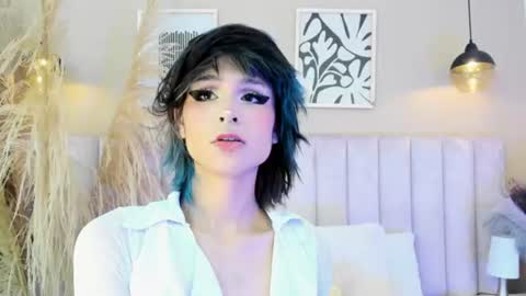 Snapshot of tracy_lee_ chatting on June 2026 01:22:02 PM Tracy online show from June 2026 01:22:02 PM