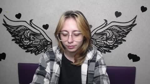 Snapshot of tracyleebb chatting on November 2025 01:11:01 PM TracyLeeBB online show from November 2025 01:11:01 PM