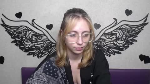 Snapshot of tracyleebb chatting on December 2025 07:39:01 AM TracyLeeBB online show from December 2025 07:39:01 AM