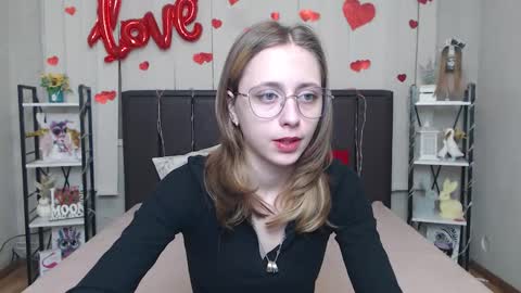 Snapshot of tracyleebb chatting on February 2026 06:10:02 AM TracyLeeBB online show from February 2026 06:10:02 AM