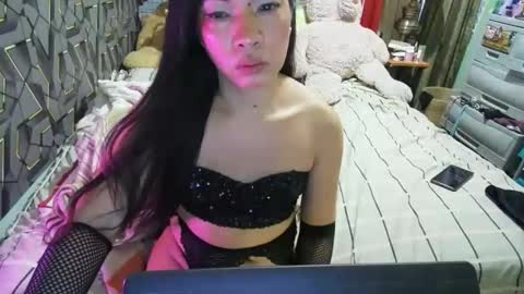 Snapshot of trannybigcockasianxxx chatting on May 2026 09:25:01 AM Valletta online show from May 2026 09:25:01 AM