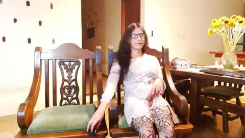 Luna online show from January 2025 01:08:01 AM