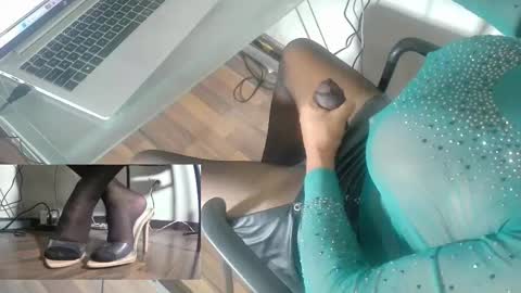 Sexy Selena 1203 online show from March 2026 04:33:01 PM