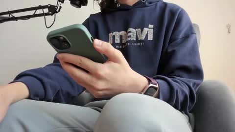 Gunes online show from October 2025 11:53:01 AM