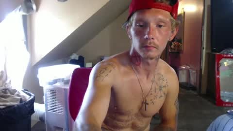 Snapshot of trapmasterb710 chatting on June 2026 06:21:02 PM trapmasterb710 online show from June 2026 06:21:02 PM
