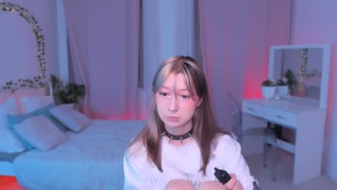 Nyuta Hartmann online show from January 2025 01:49:02 PM